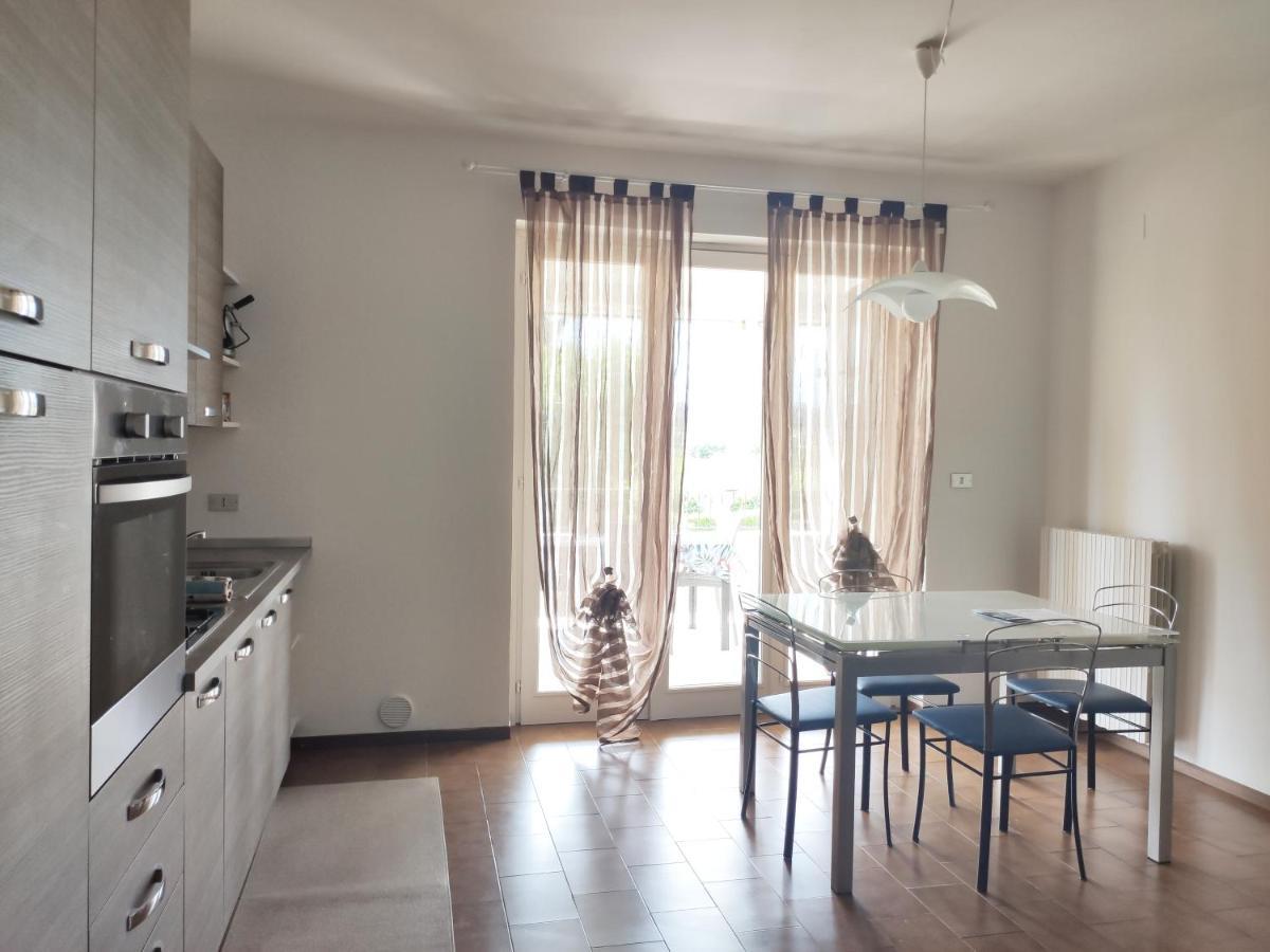 Sara Holiday Rentals Bardolino Exterior foto