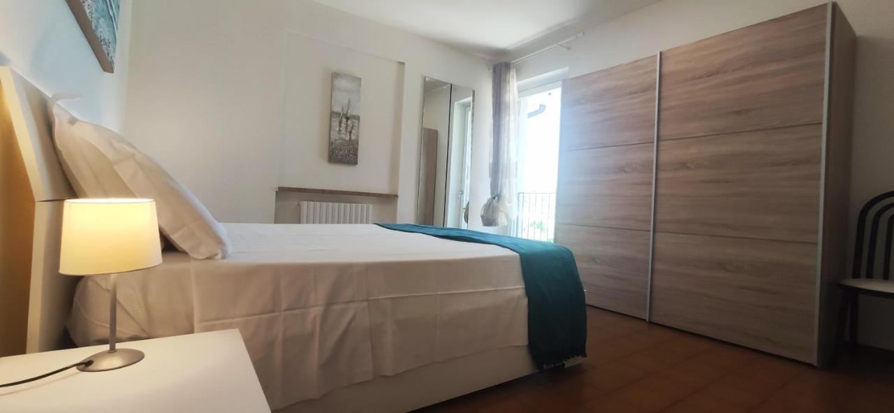 Sara Holiday Rentals Bardolino Exterior foto